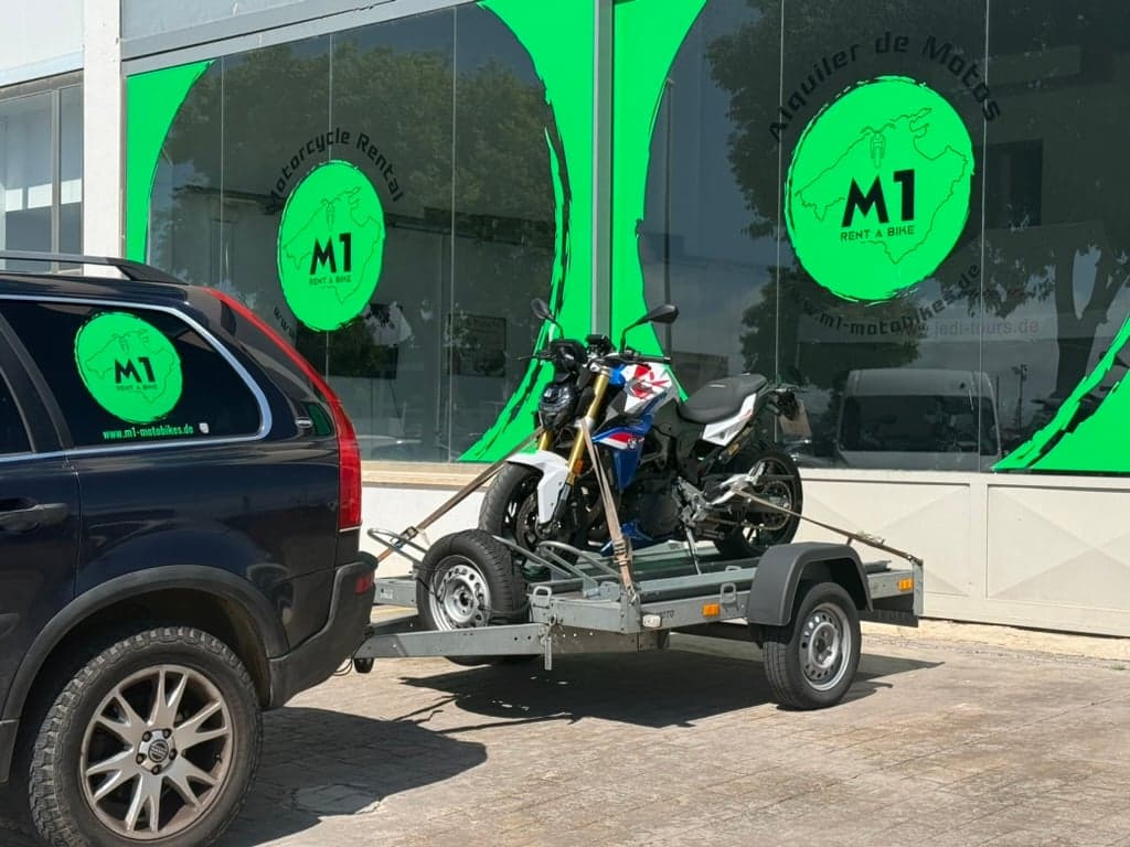 DEIN MOTORRAD. DIREKT DORT, WO DEIN URLAUB BEGINNT.